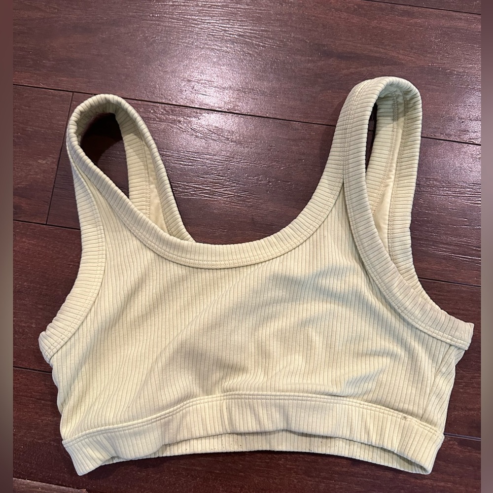 Alo yoga sports bra
